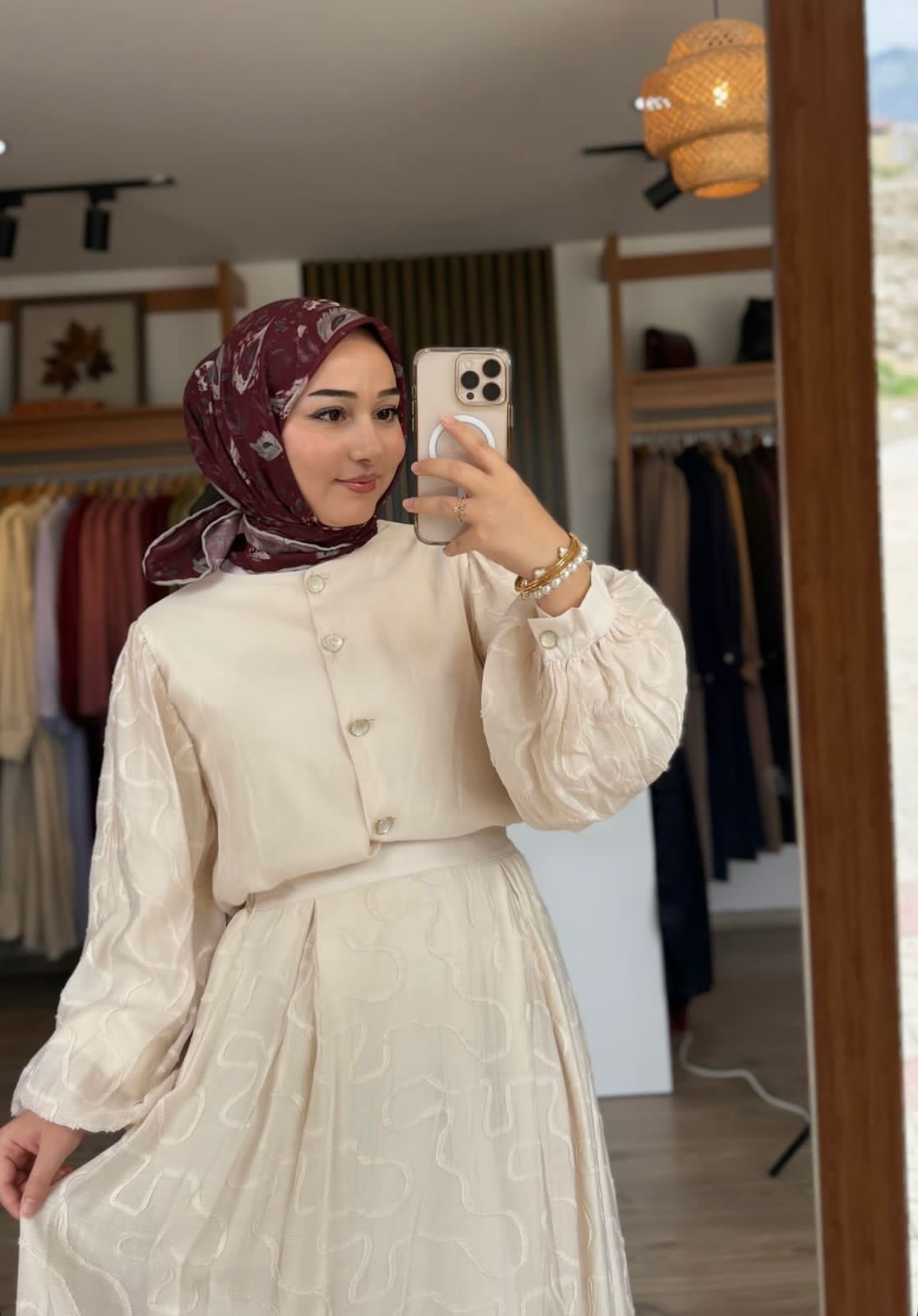 Baltalı Sarışın Escort Bayan Sultan