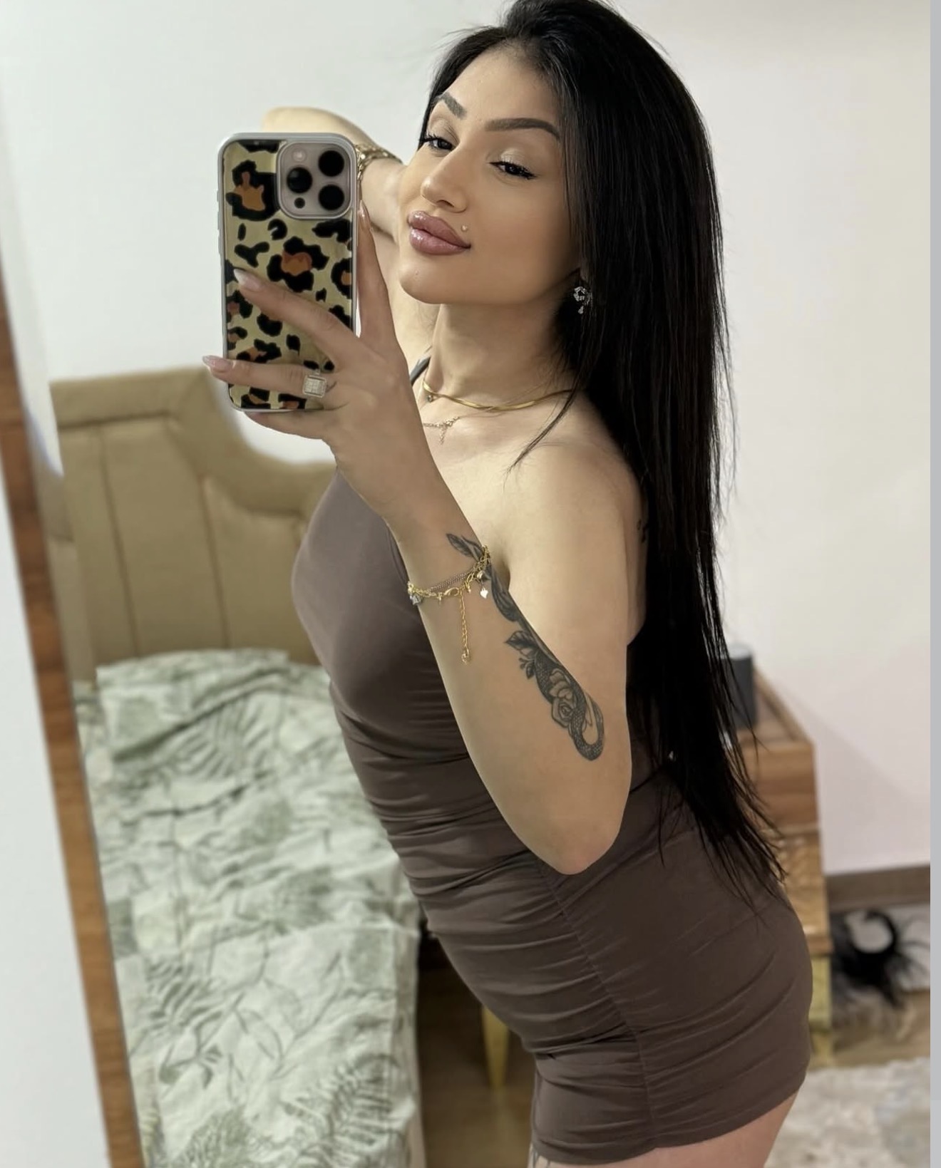 Gerişler Hassas Bayan Escort Alin